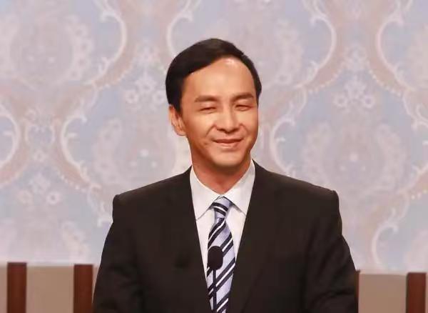 国民党前主席朱立伦最近力挺台“行政部门”负责人卓荣泰的日本之行，可国民党中央及“