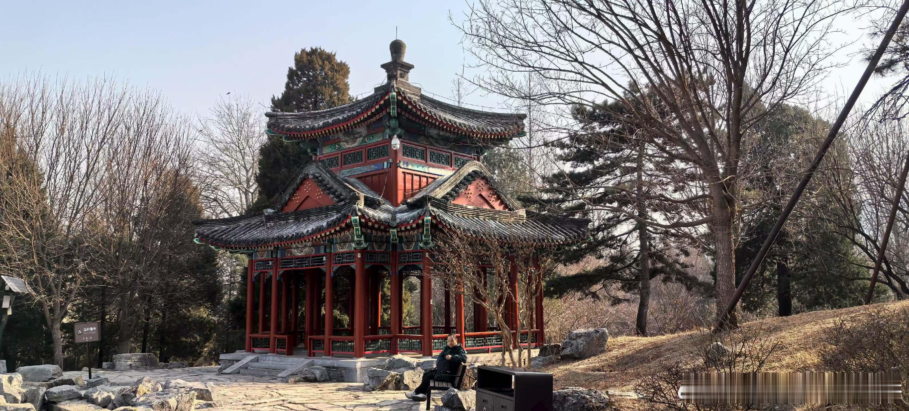 生活手记爱从来不停留在唇齿间的空泛言辞，而是落实在日常行动里的具体支撑。它不是随