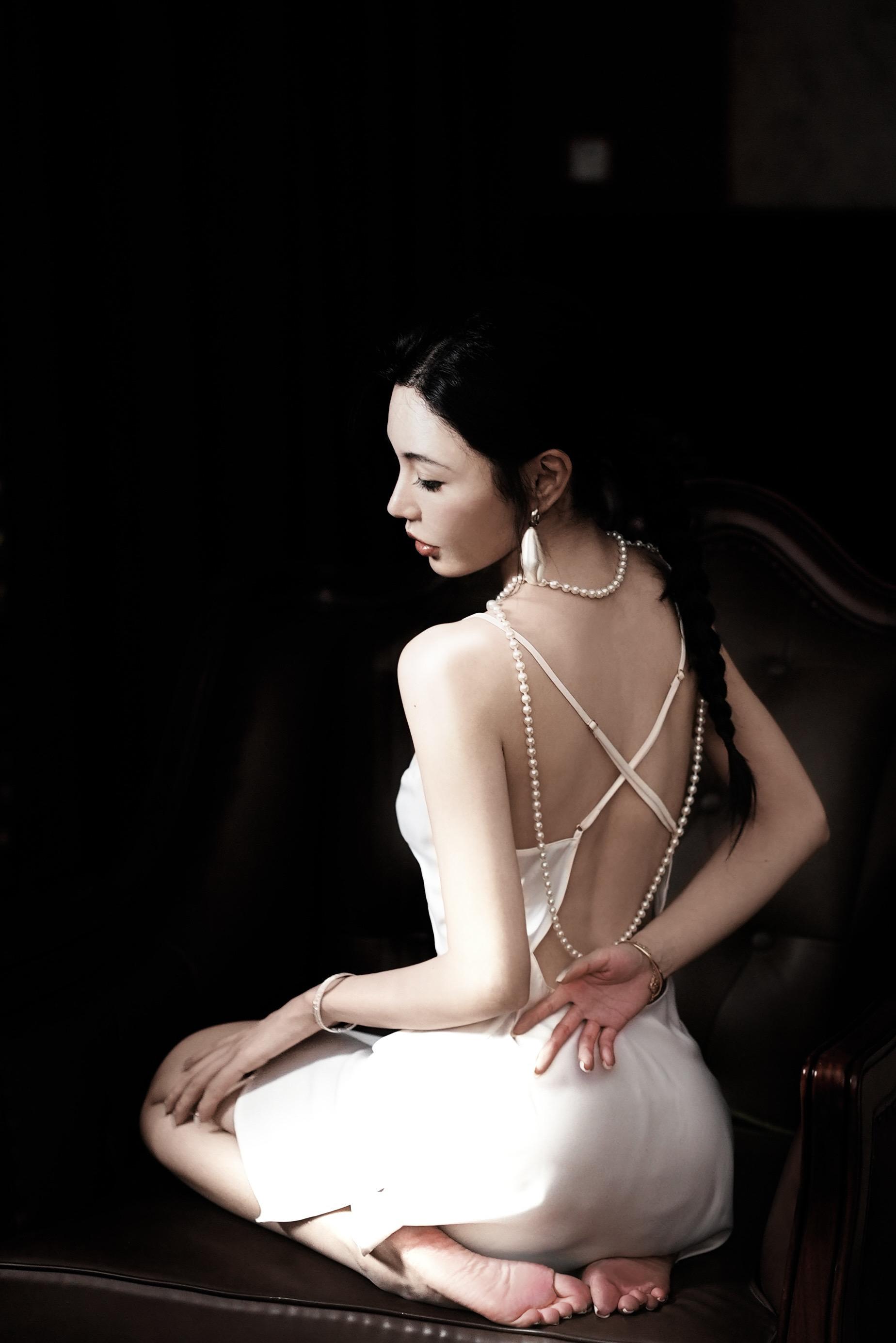 把喜欢的人搞到手。