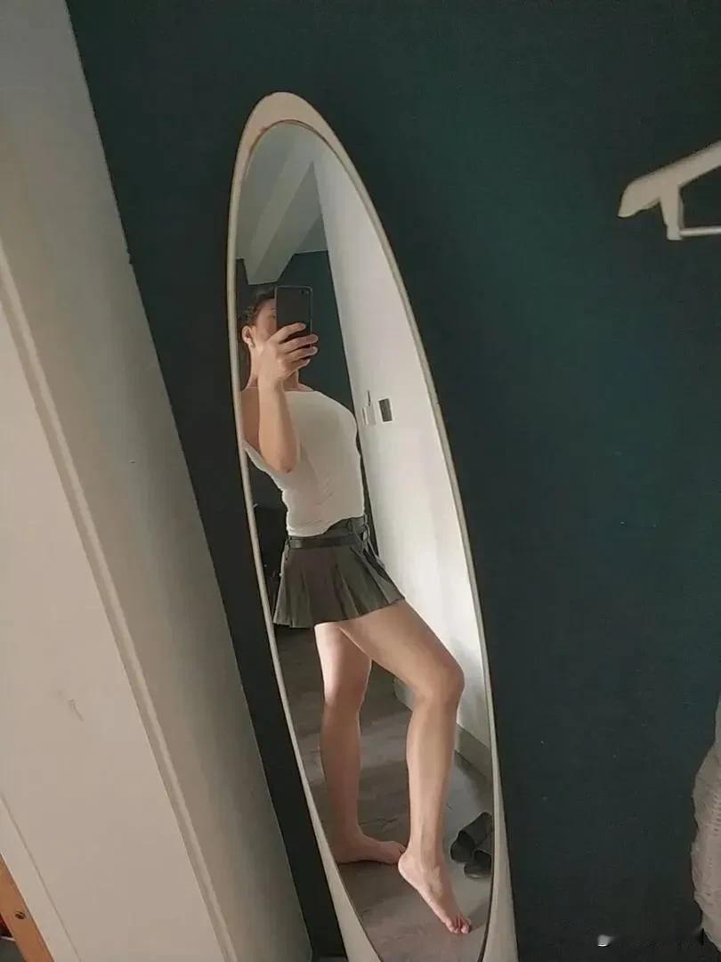 #如何穿出性感好身材#