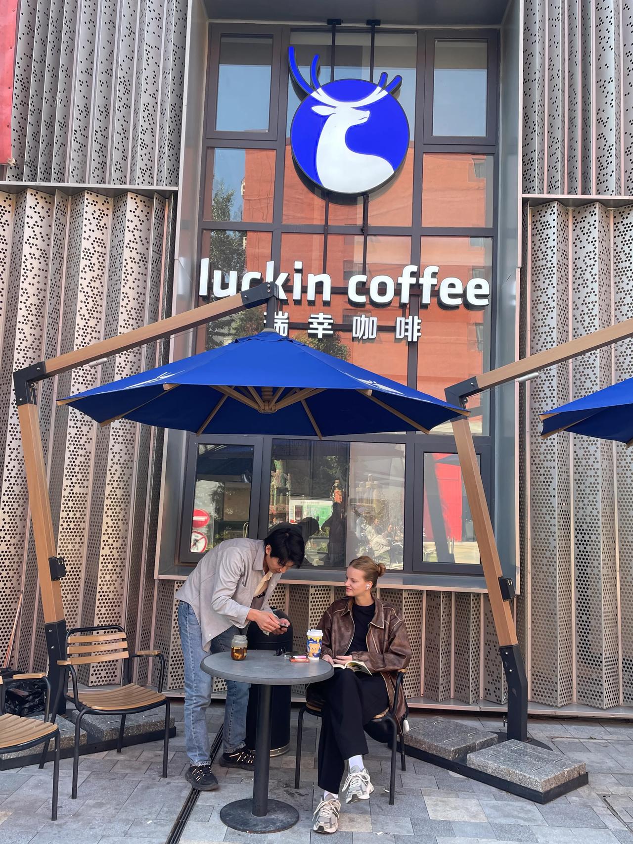     河北11个地级市和2个直管市，感觉保定的咖啡馆最多，特色更鲜明。