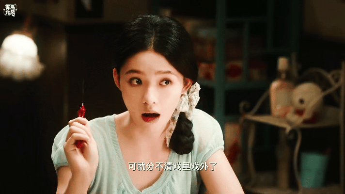 林允好复古的质感好高清的美貌谁懂林允的美貌杀伤力！这套写真明媚又治愈，完美复刻9