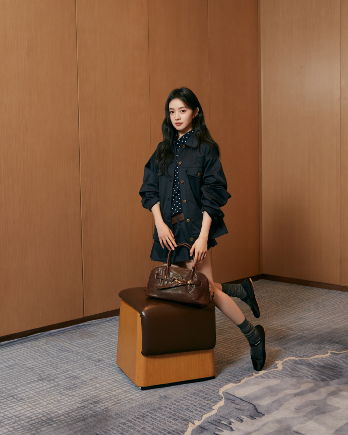 MIUMIU女孩：赵今麦、刘浩存，都好有少女感啊～ ​​​
