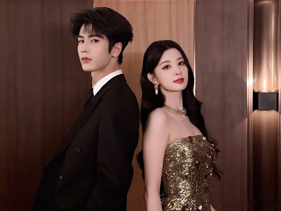 胡杏儿喊话张凌赫王楚然再跳一曲这一秒过火 救命！胡杏儿这波操作太可爱了！空降弹幕