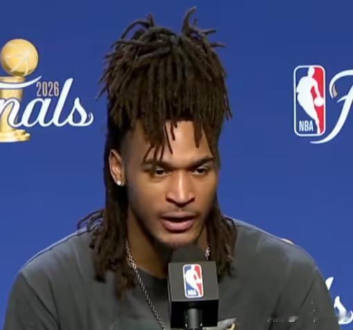 NBA总决赛，马刺在G3扳回一城，目前以1-2落后，球队下场比赛将会继续在纽约和