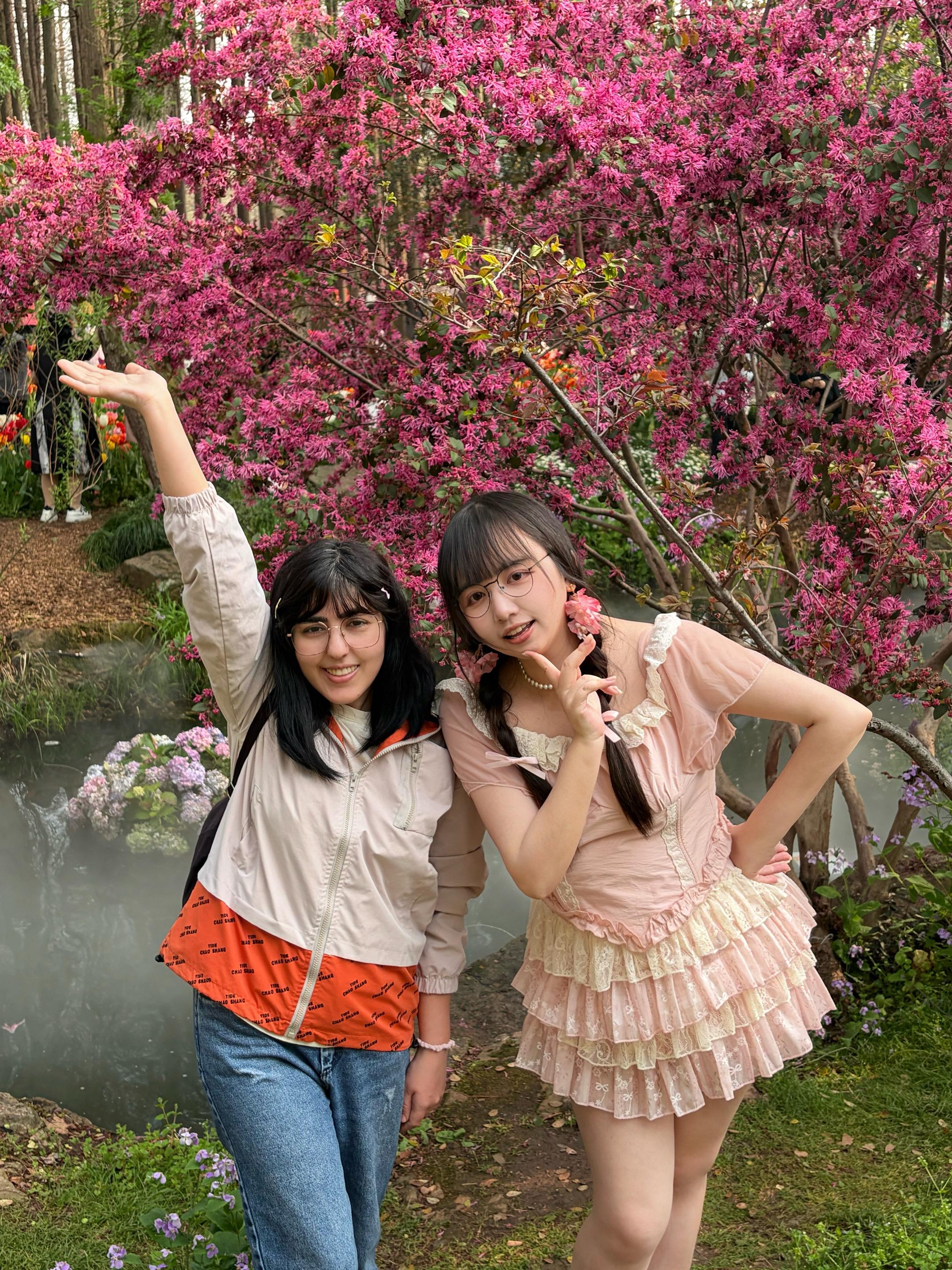 当我怀疑是不是自己这辈子没有最好的朋友的时候， 当我怀疑自己是不是自己...