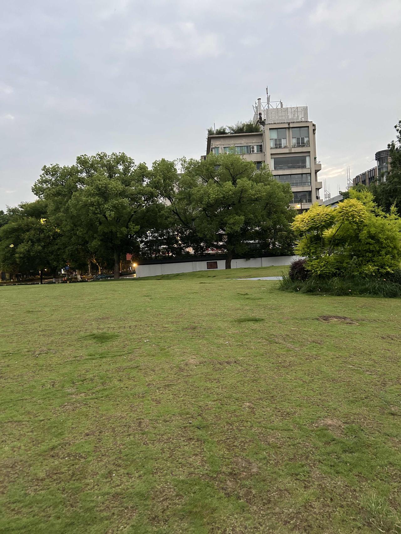 烟火寻常，三餐温暖，平淡日子也满是幸福感。