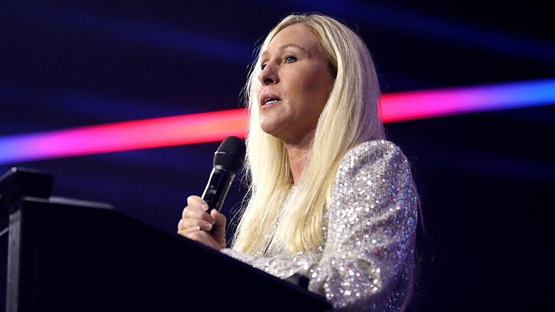 特朗普前重要盟友玛乔丽·泰勒·格林2月28日谴责对伊朗发动战争是一种背叛。格林今