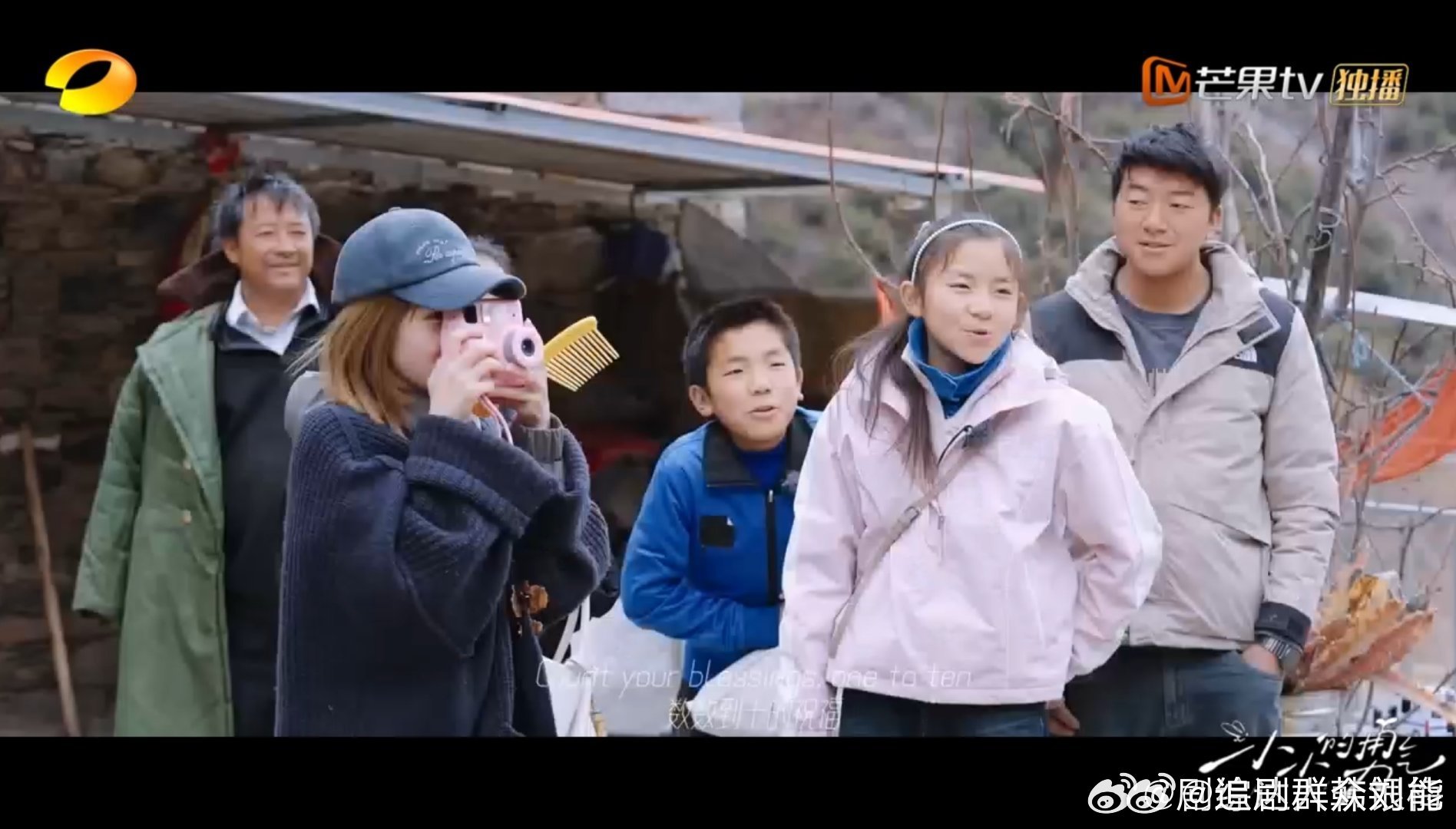 赵露思新综片头镜头语言小小的勇气家人们，听我说，《小小的勇气》片头必看！赵露思用