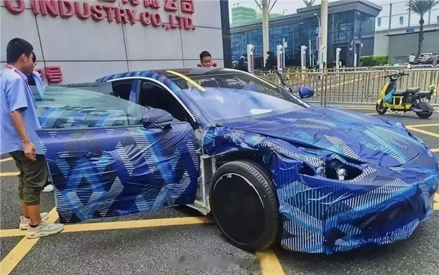 #新能源汽车# 【比亚迪全新猎装车型路试谍照曝光】日前，从网络得知，比亚迪全新猎