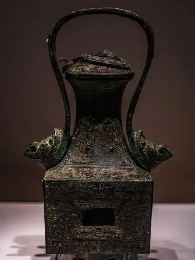 最近，越来越多的人意识到，选择好的生活环境和朋友圈，对个人成长有多重要！就像古人