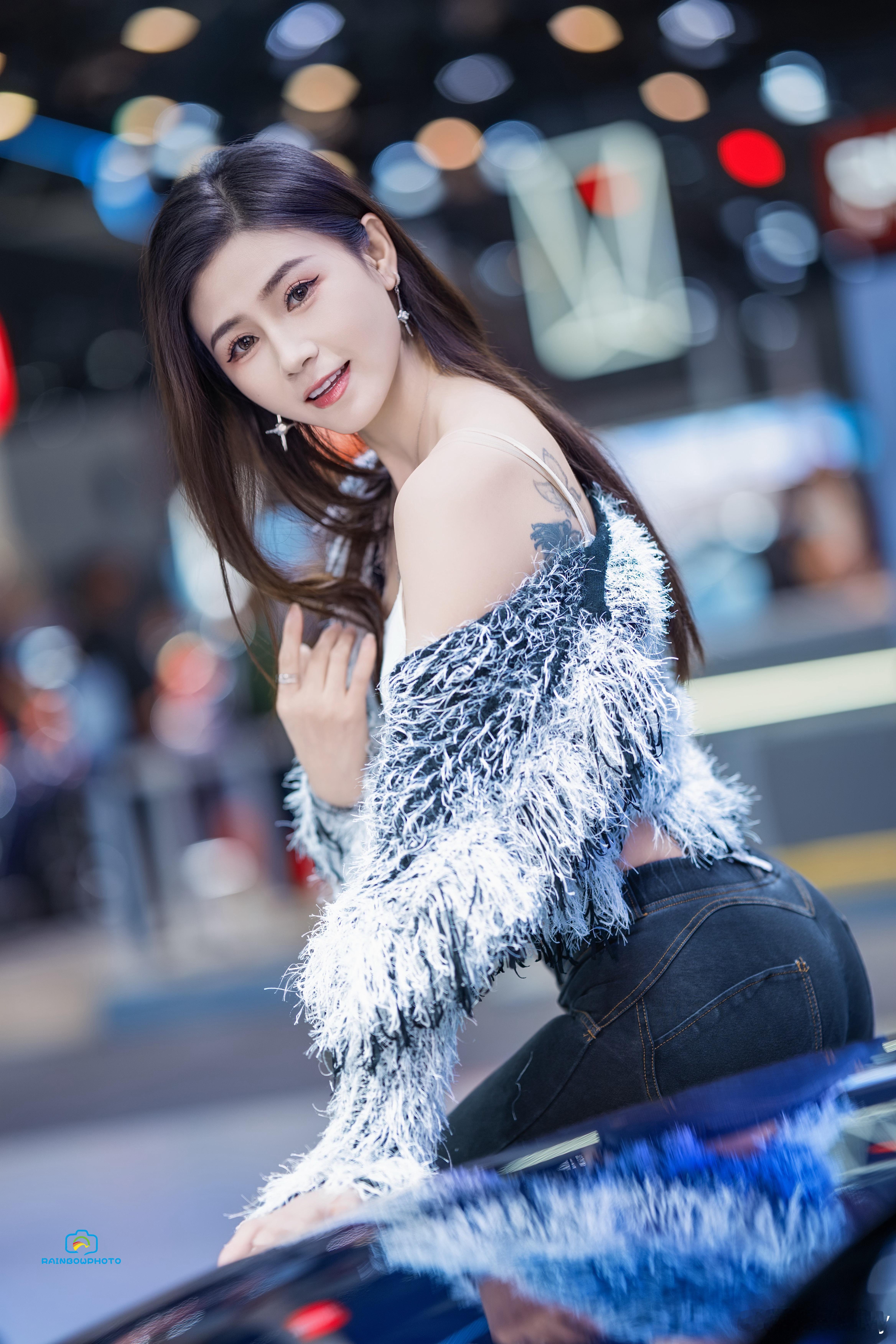 《我的屁股翘的可以顶一瓶汽水》系列哈哈哈🤣