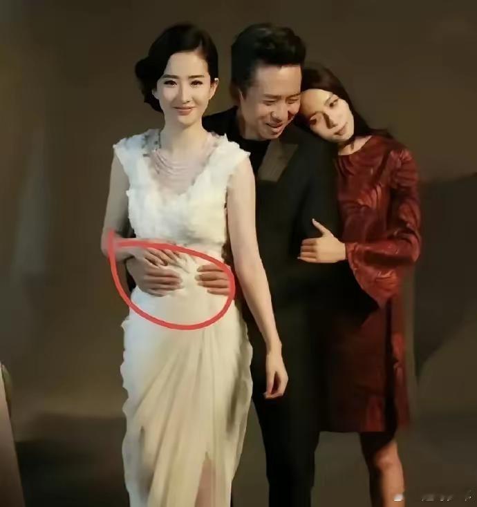 看给超哥开心的！ 