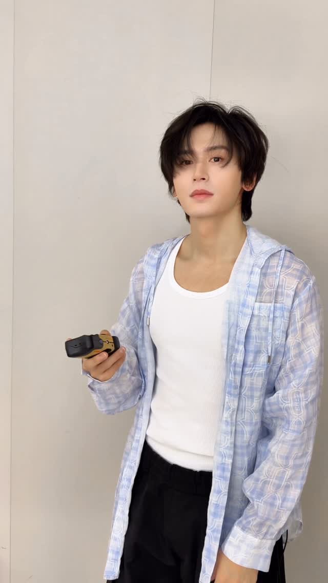 📷Cr:ig:zhangzhehan_super3 