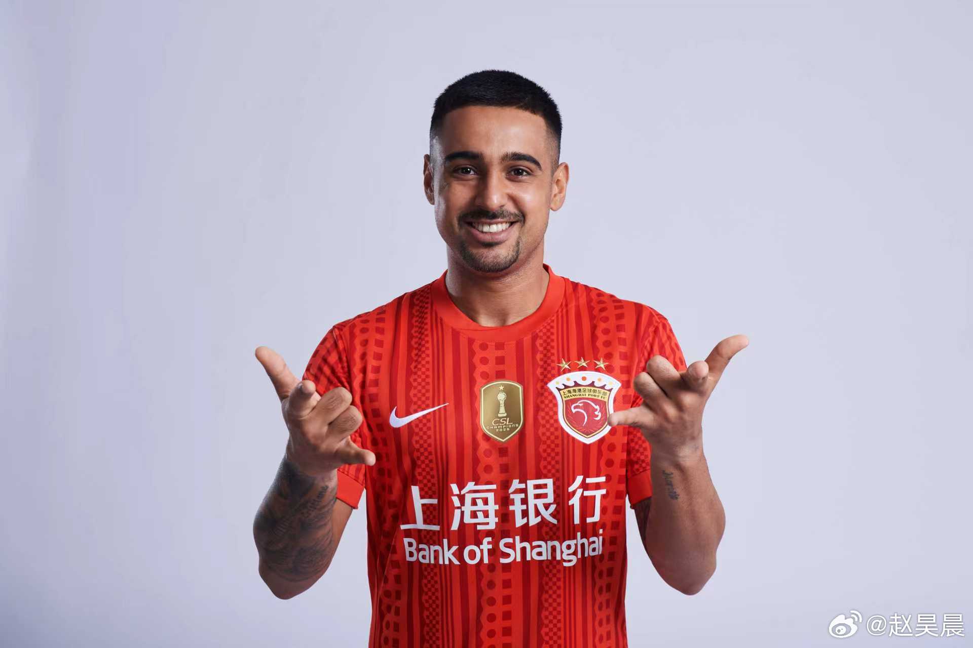 完赛后莱昂纳多获评本场最佳🎙️赛后混采-莱昂纳多Q:今天打进了一个进球，谈谈进