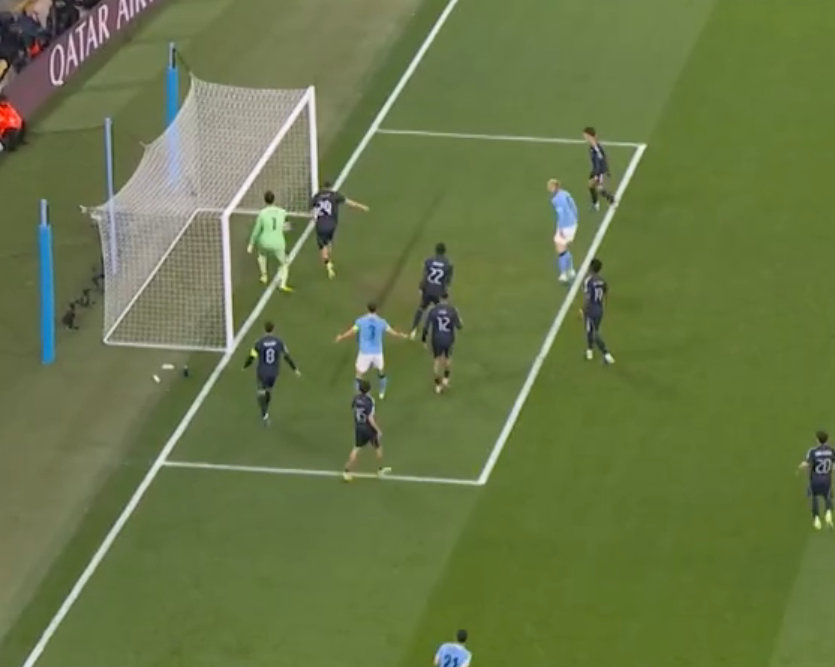 哈兰德追回去一球😳欧冠联赛曼城vs皇马halamadrid