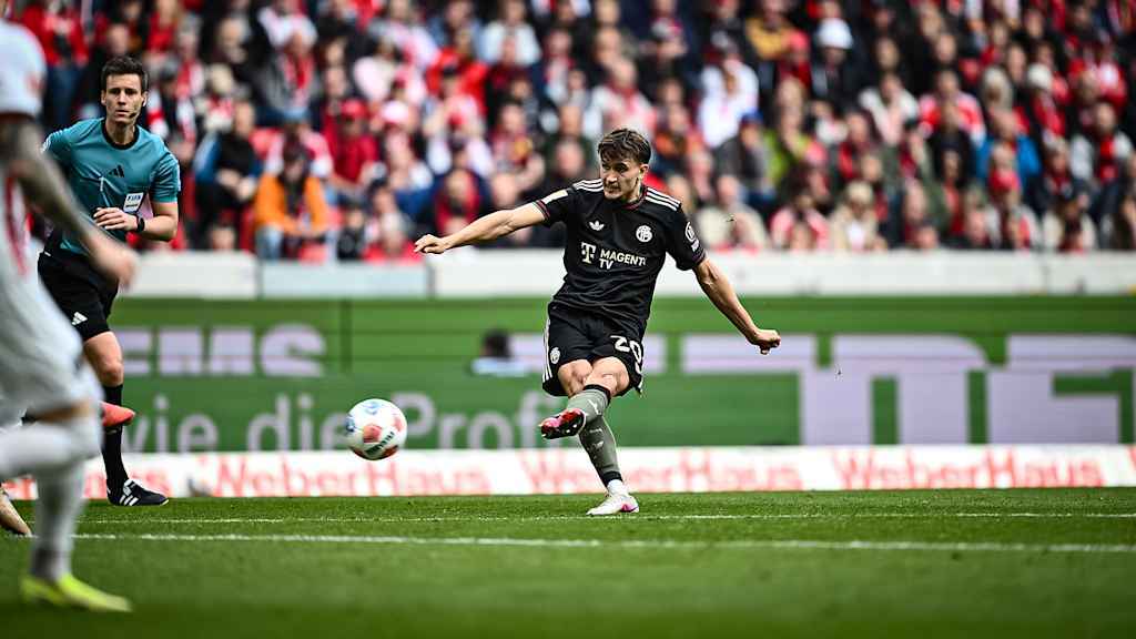 比朔夫的7个德甲进球中，6个都是来自禁区外 