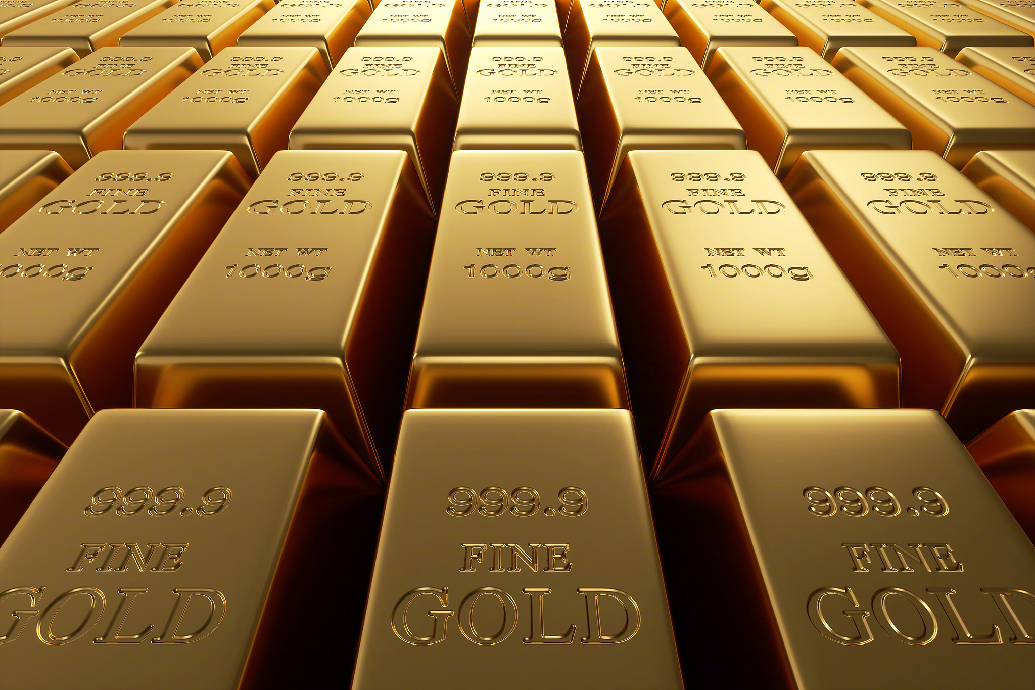 现货黄金站上5500【现货黄金首次突破5500美元/盎司大关】现货黄金首次突破5