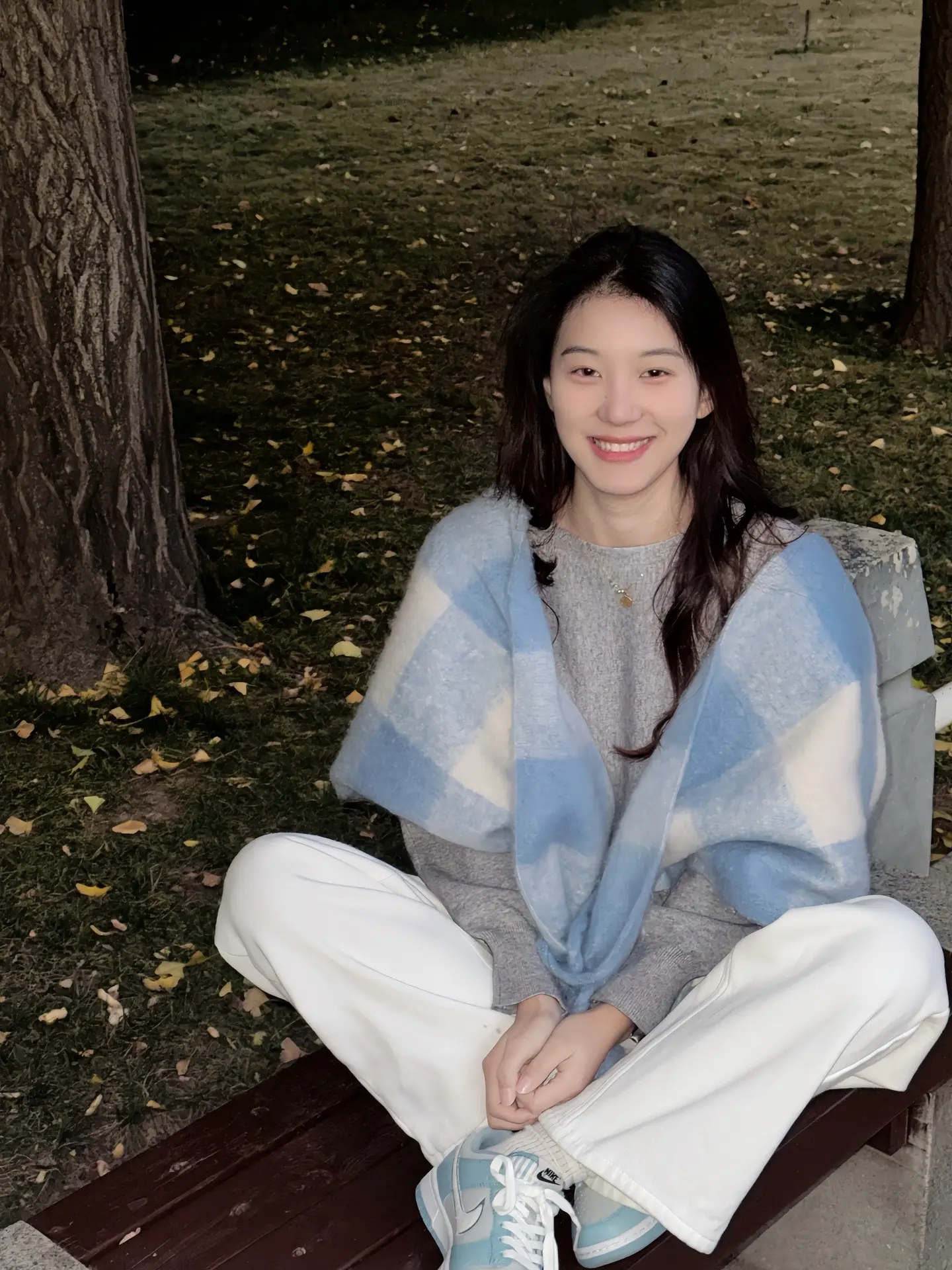 想对着天讲 说无论如何 阴天快乐。
