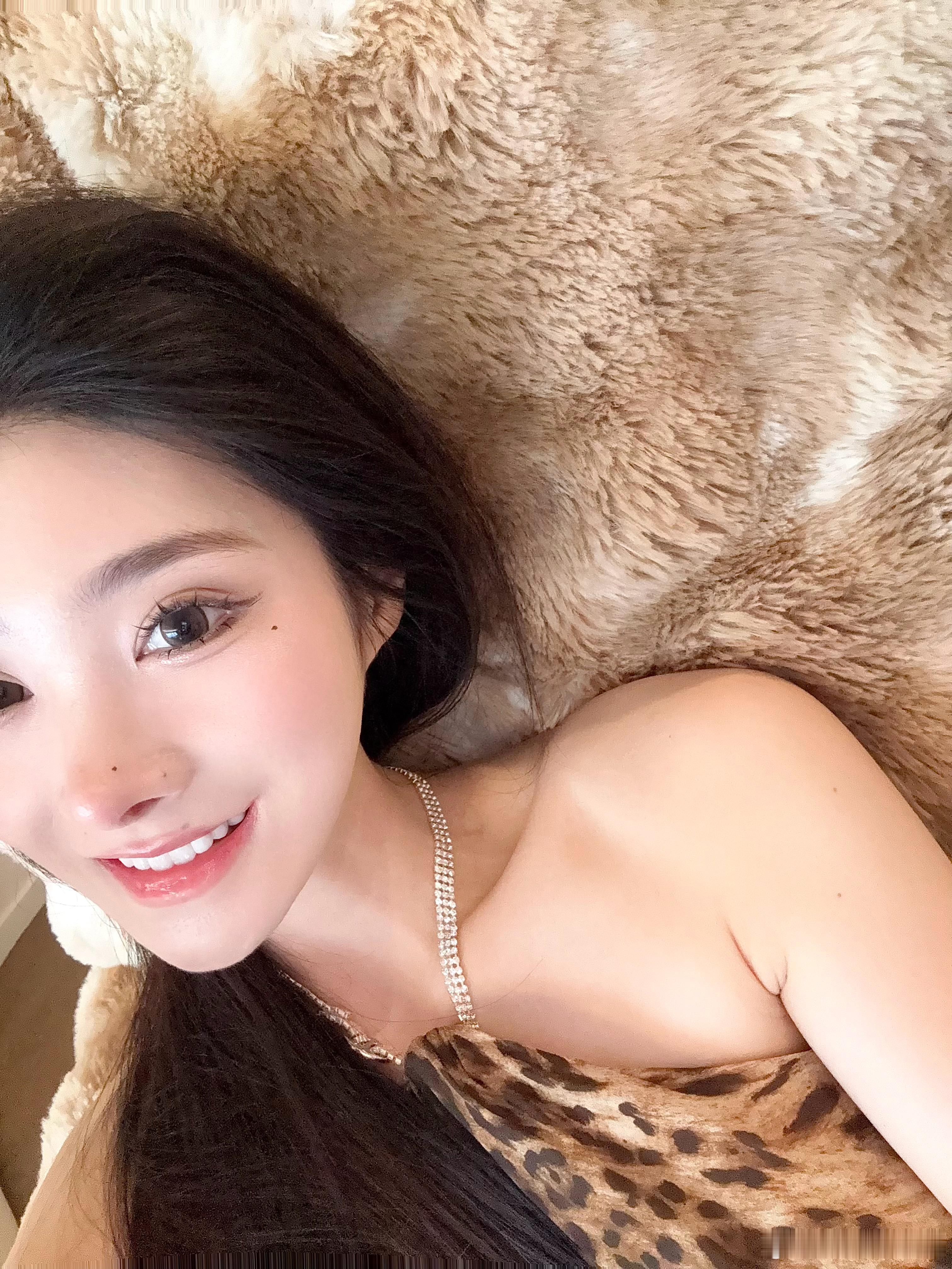 终于把我之前的那口牙换掉啦，做了好多的功课，这次就想一步到位了不想再折腾了，很受