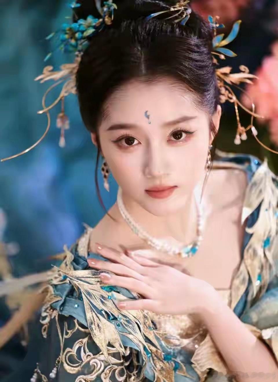 关晓彤河南春晚新造型怎么样？ 