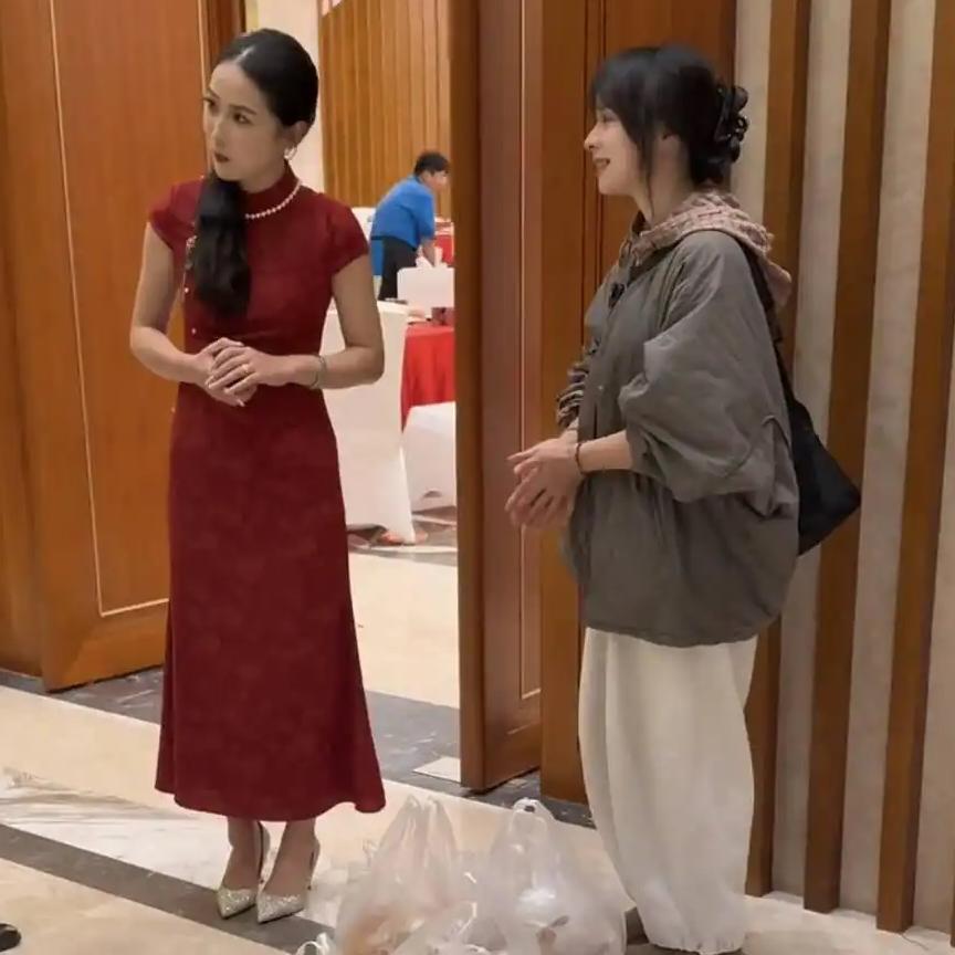 近期，一位名叫“宣宣”的博主引发了广泛关注。她用三年的时间，带着满满的爱与勇气，