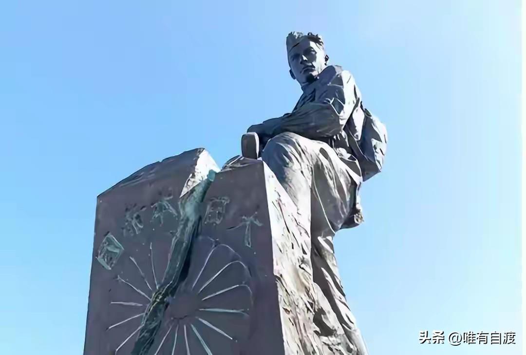 可以说，这座雕塑作品是当今世界最有意义的纪念碑。不得不佩服这位俄罗斯雕塑家的功力