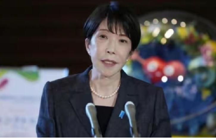 刷到日本最近的外交动态，说实话看着都觉得憋屈。
 
忙活一大圈，中美俄这边全都没