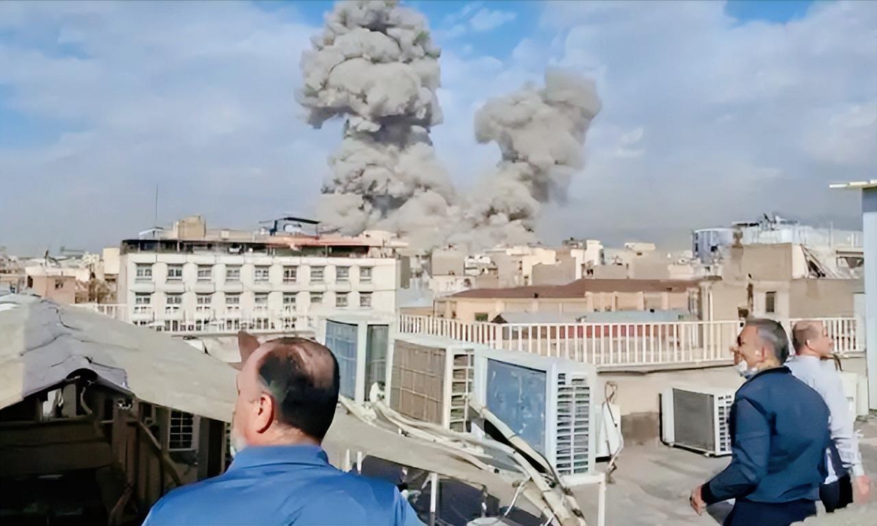 美国这回玩大了！ 美以对伊朗动手，朝鲜随即直接开怼，说这是“彻头彻尾的侵略”，一