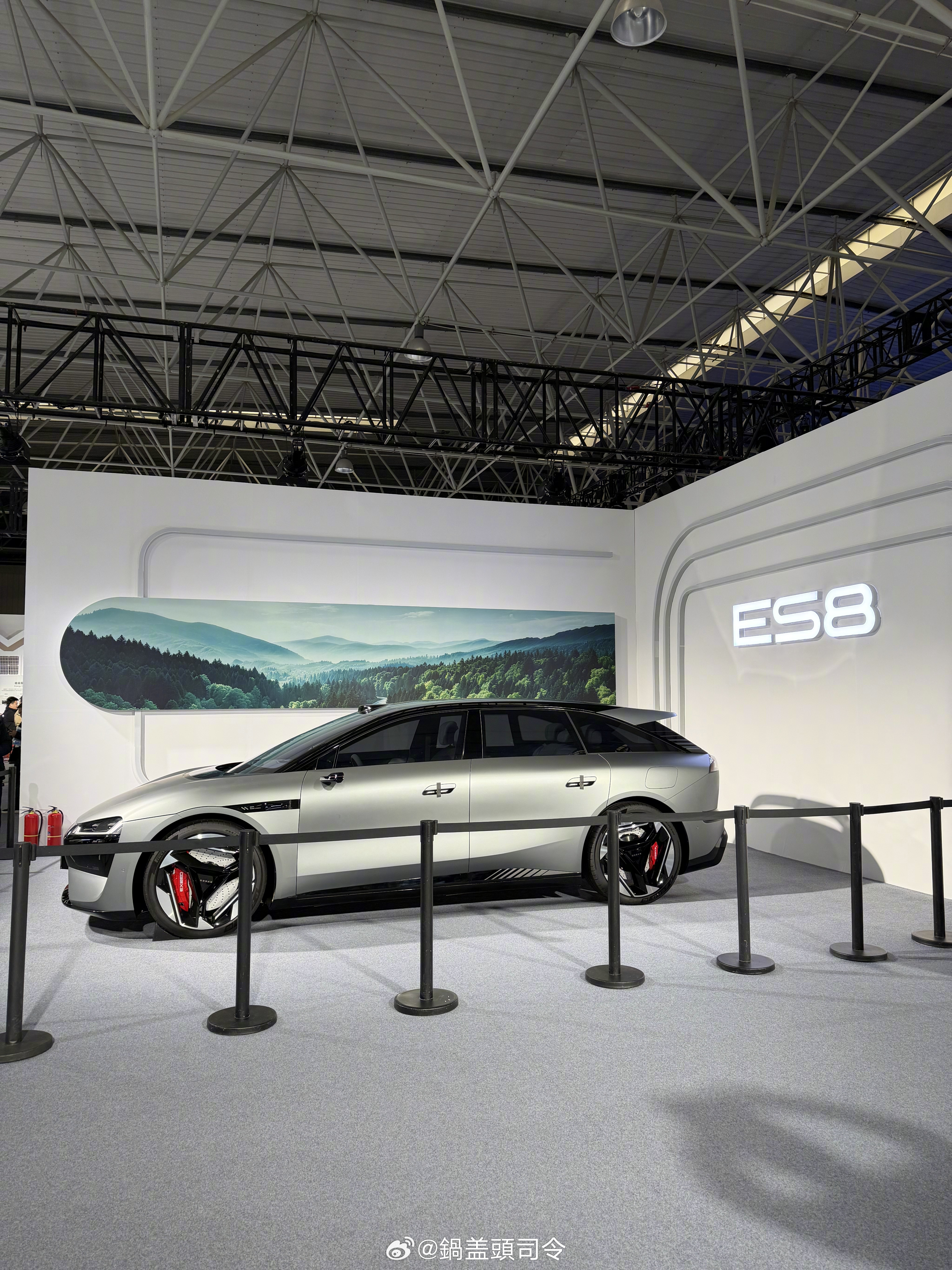 同事在奇瑞电池夜现场，这不仅是一场技术发布会了，更是奇瑞对咱用户对行业的郑重承诺