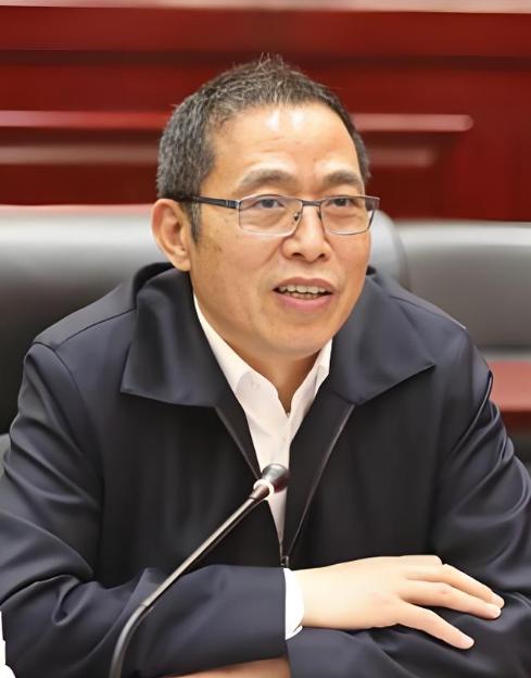 知名央企中国通号集团一年内两个高管落马，一个是原总经理，一个是原党委副书记。
根