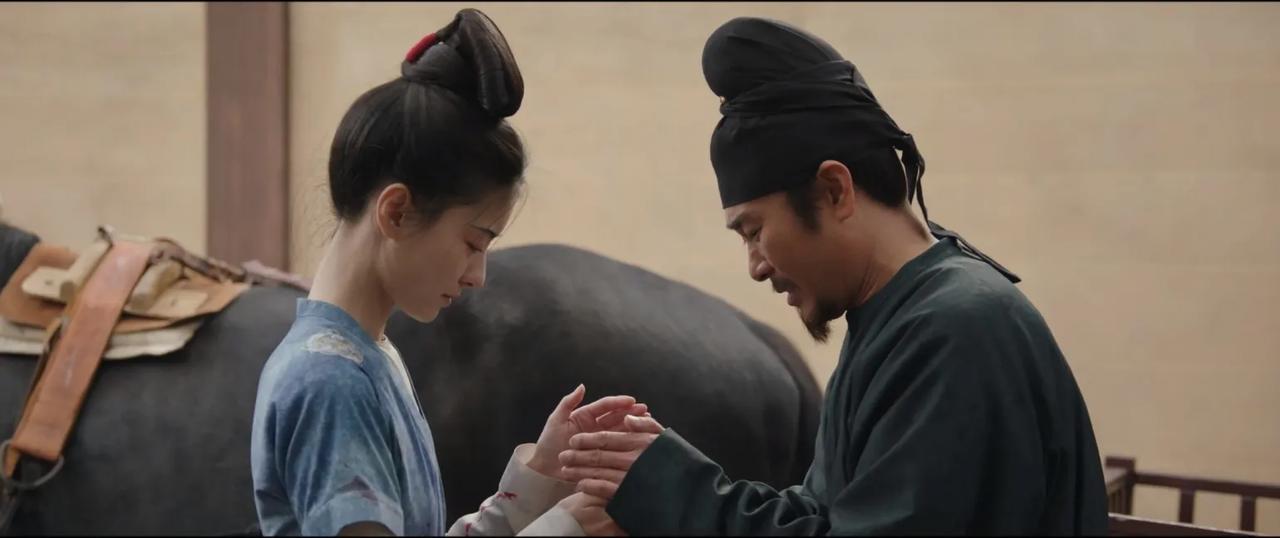 那可太精彩了。

男一男二女一女二就不说了，其他人的演技跟人设都挺可圈可点的。
