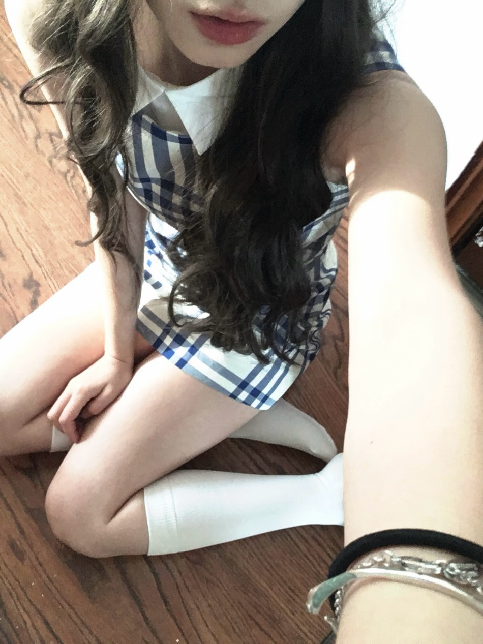 韩系古早氛围👗rumpumpumpum🧦抵达一楼靴子Mooreyu摸鱼假发 