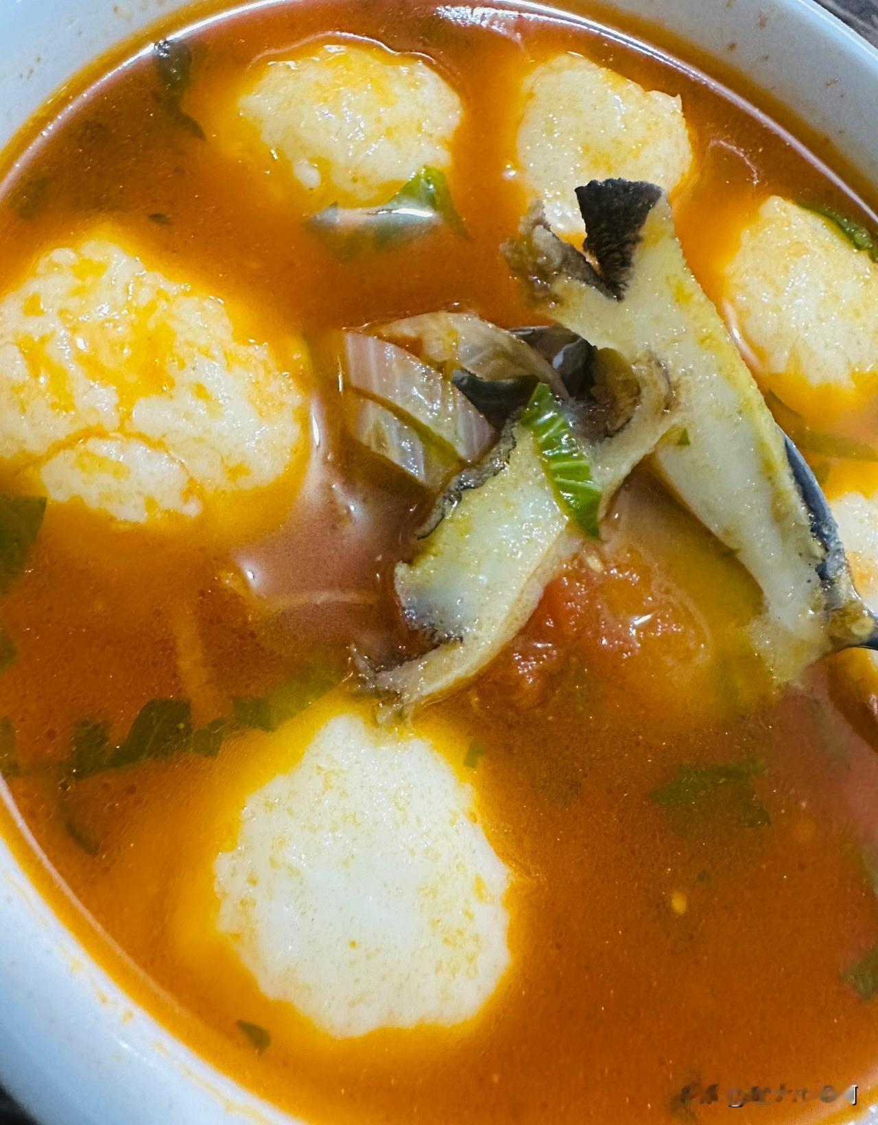 [捂脸]
写这一篇姐妹们别笑话我和俺家老爷们。
坎坎坷坷的到家了。
进门老爷们放