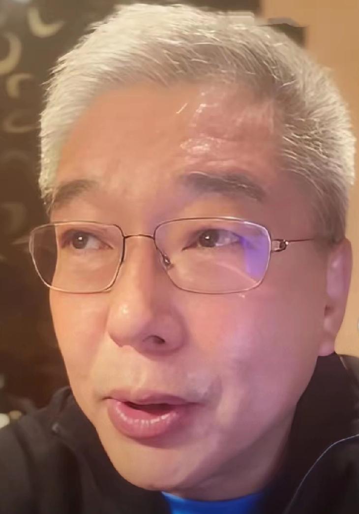 邵佳一德甲留洋幕后大揭秘！小摩托厂45万欧元豪赌改变一切

你知道邵佳一吗？
这