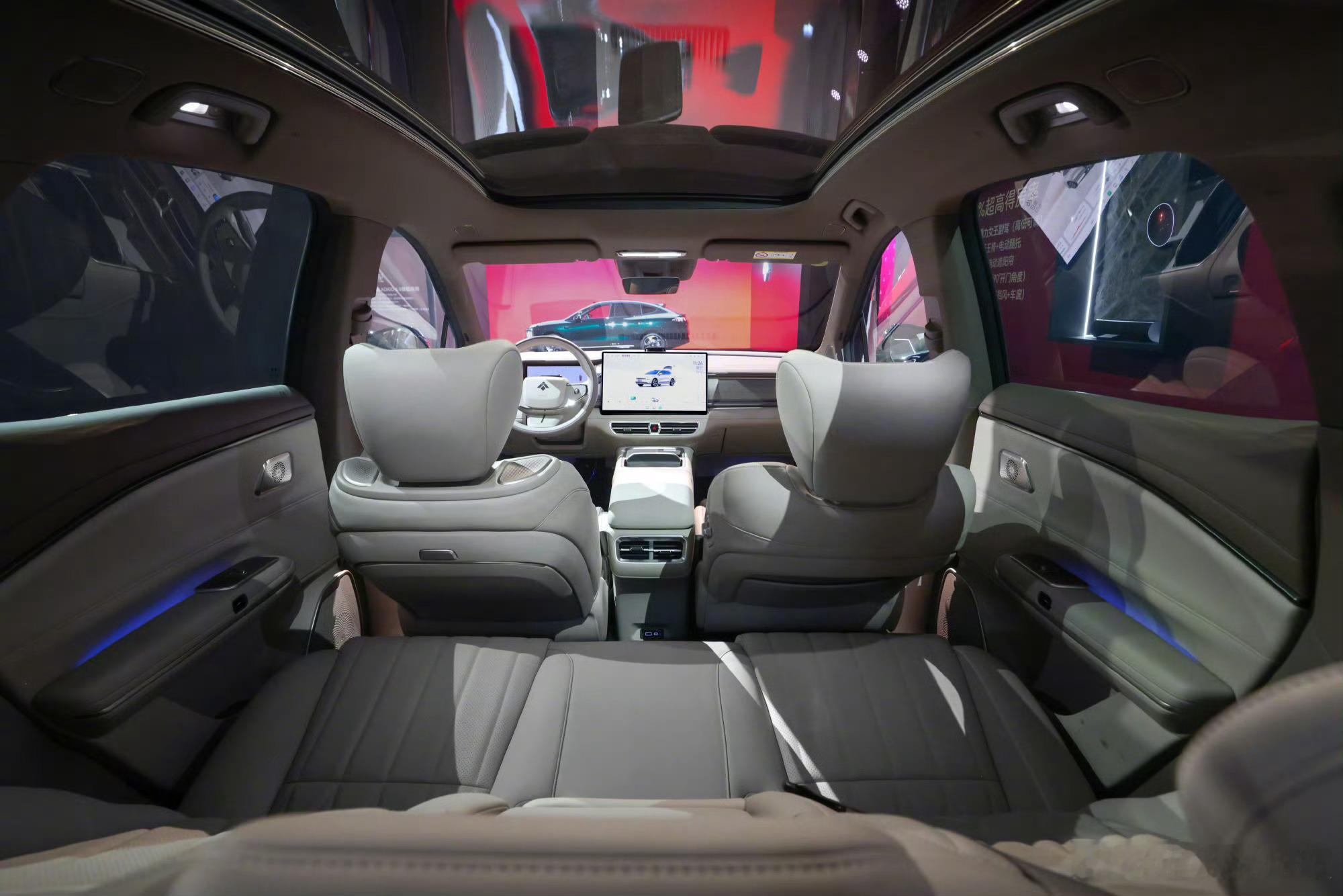 20万出头入手四驱空悬中大型SUV5月17日昊铂S600正式开启预售，预售权益价