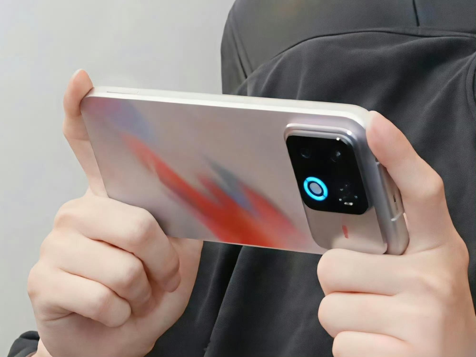 这是荣耀WIN2？如果真的是这个设计，你觉得好看吗？ ​​​