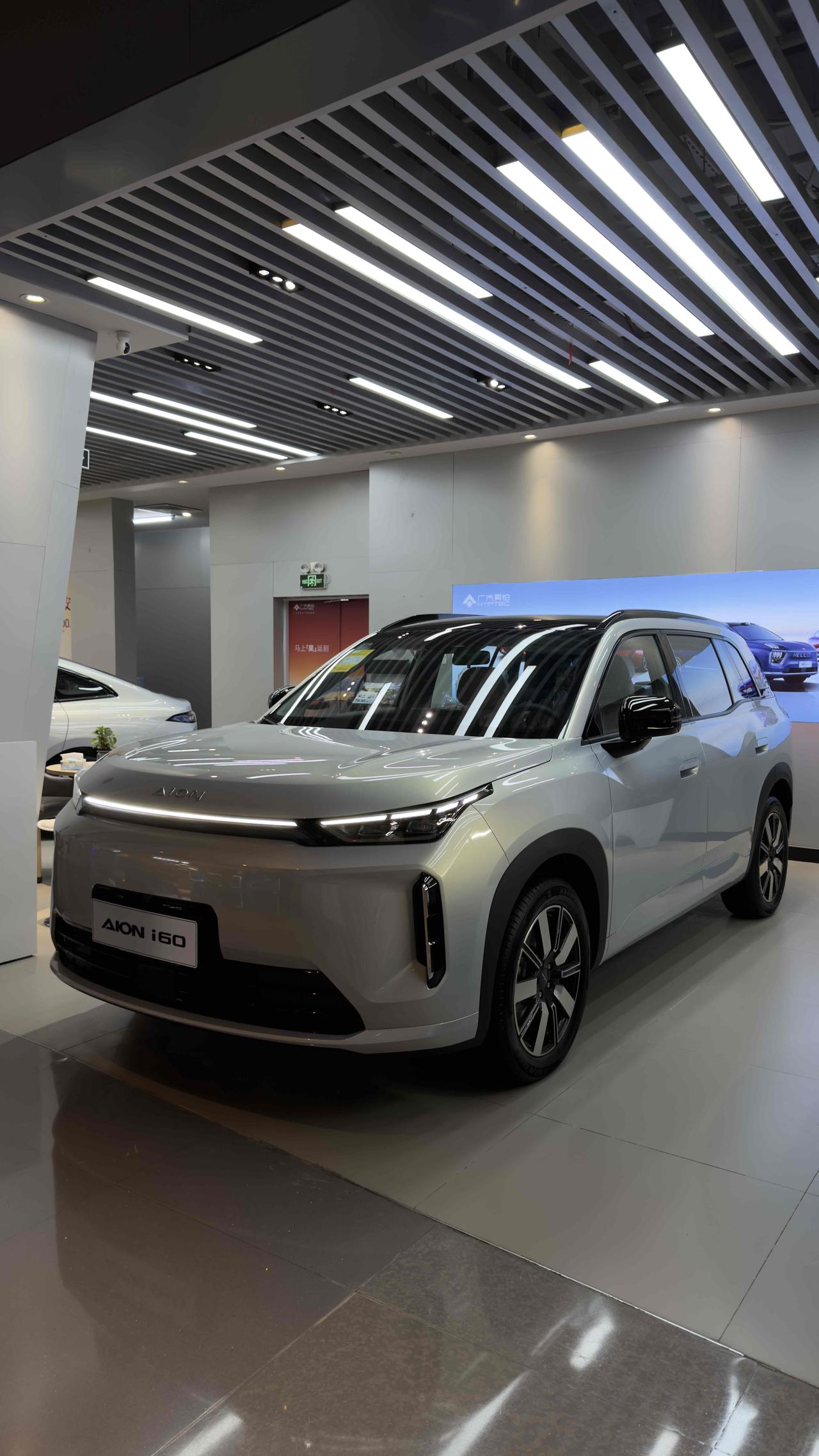 在商场看到林高远同款埃安i60，10万级别的增程SUV做到这个质感真是没得说，车