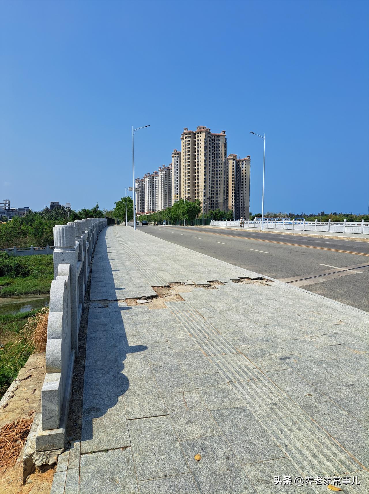 小区万能水电大爷，相亲迷惑行为，让人琢磨不透

 小区里公认的万能水电师傅李大爷