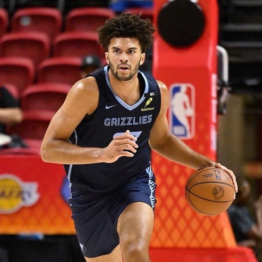 卡梅伦布泽尔nba夏季联赛卡梅隆布泽尔 今日数据：24分7篮板3助攻1抢断投篮1