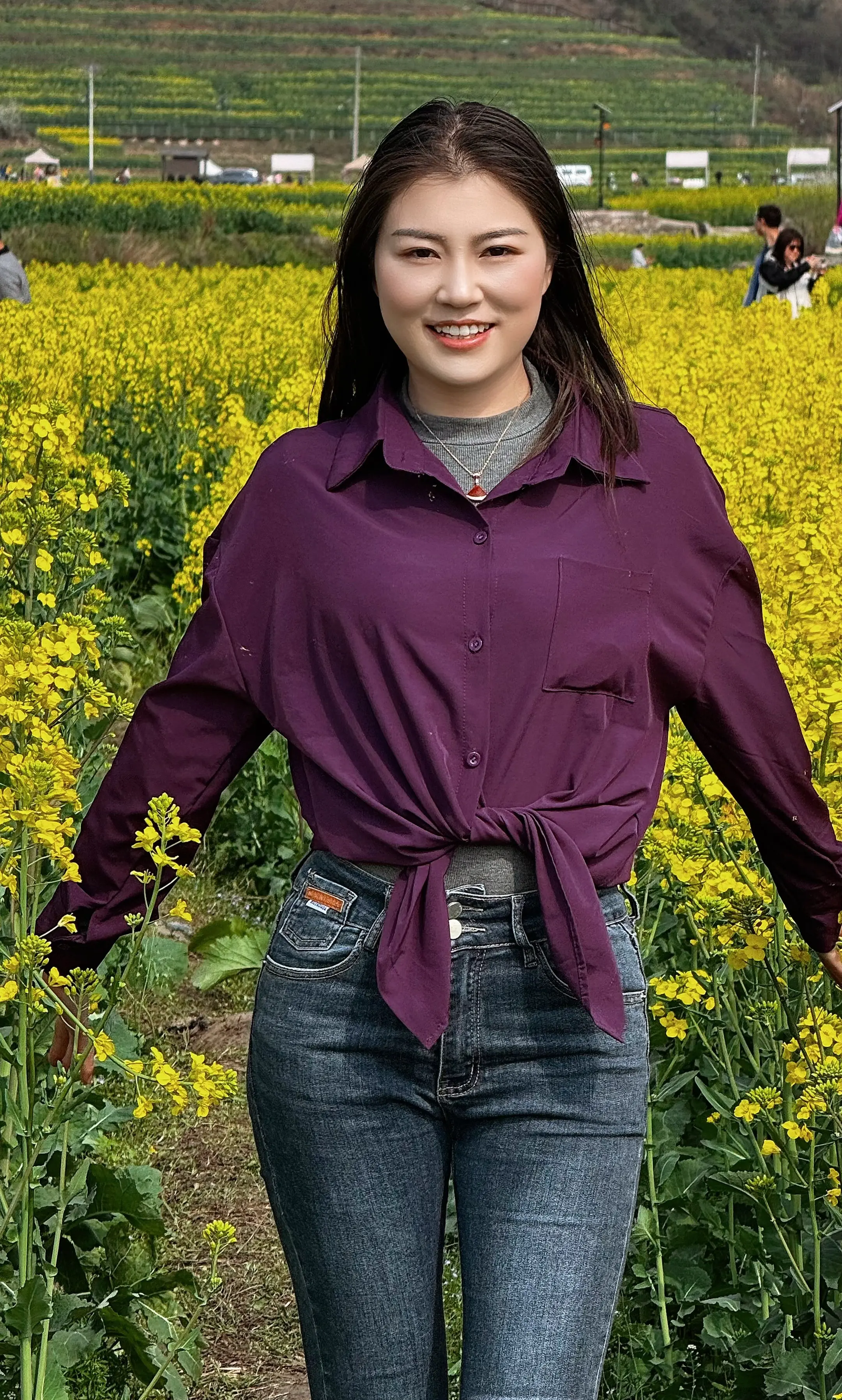 一个人走过太多的路，早就不怨了。