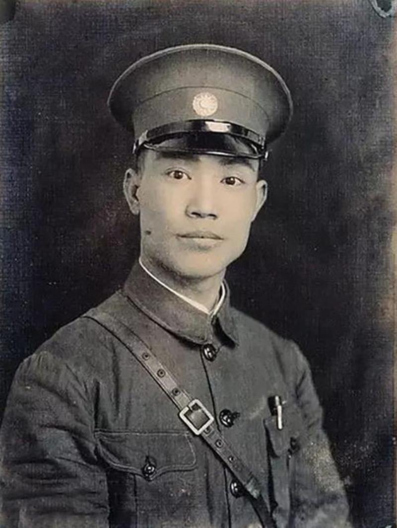 1950年，吴石牺牲后，妻子还被关押，陈诚为了报恩，3次给她减刑，不仅为她安排住