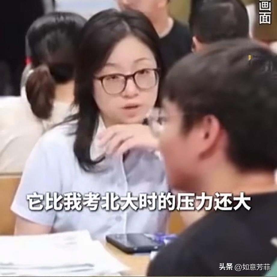 湖南，一女子是北大硕士毕业，找工作面试时，用人单位很满意，给她开了40万年薪。可
