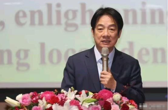 被迫取消出访的赖清德恼羞成怒了：“我想出去显摆，结果门被人堵了，堵门的人不让我走