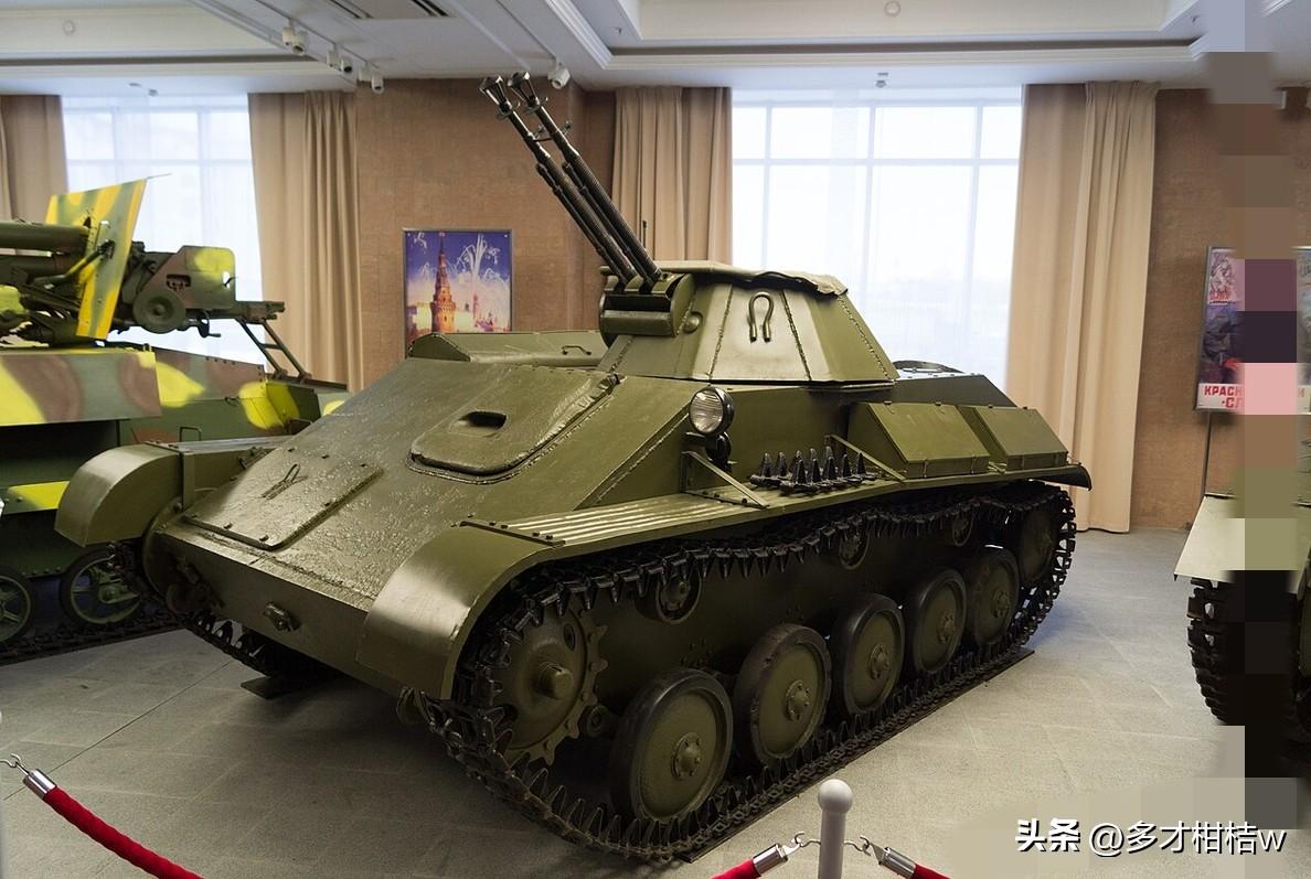 第二次世界大战时期苏联军事工业为了弥补其装甲部队缺乏防空武器的问题而通过在T-7