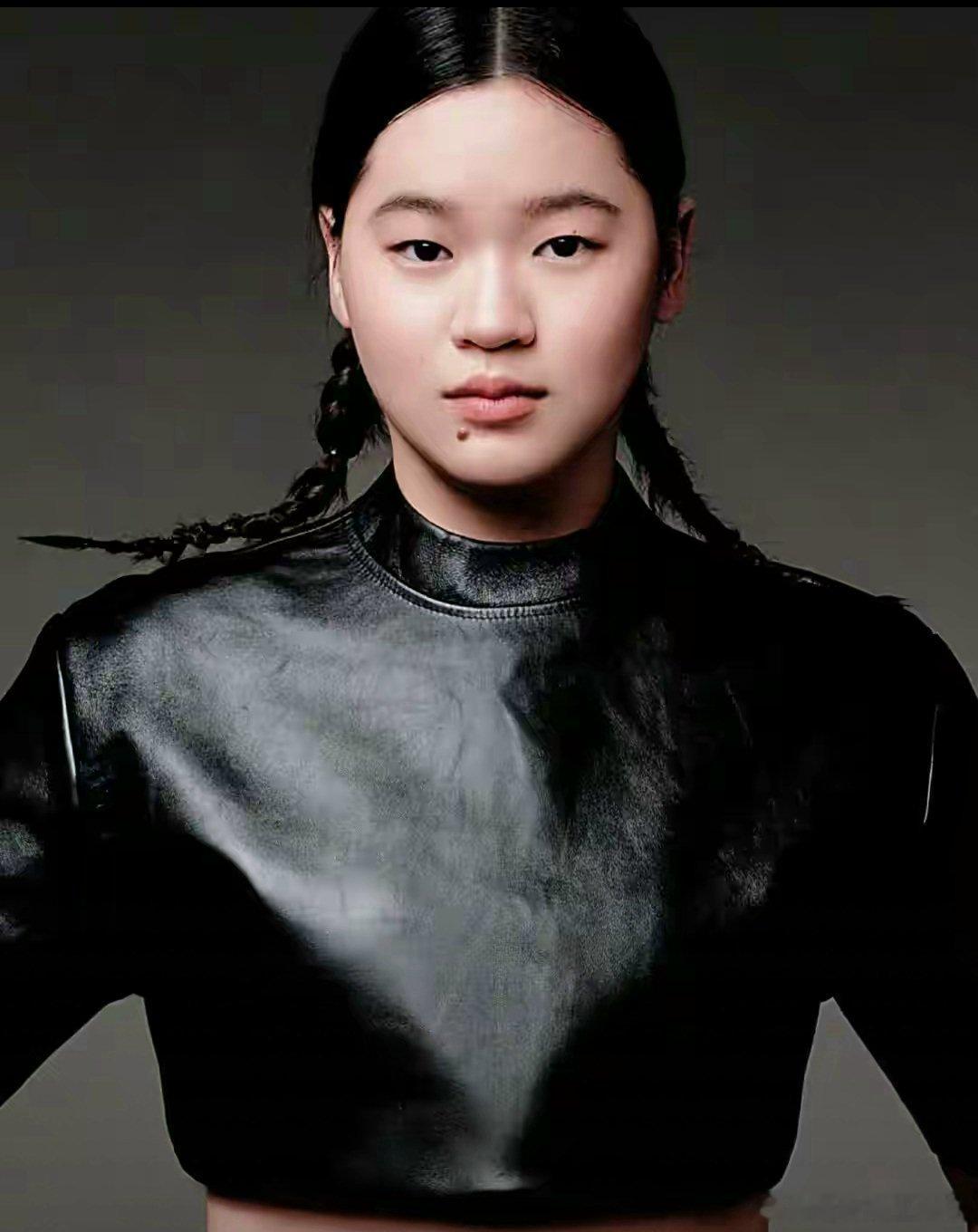 2月9日，《人物》杂志2025年度面孔正式揭晓，跳水运动员全红婵成功入选并当选年