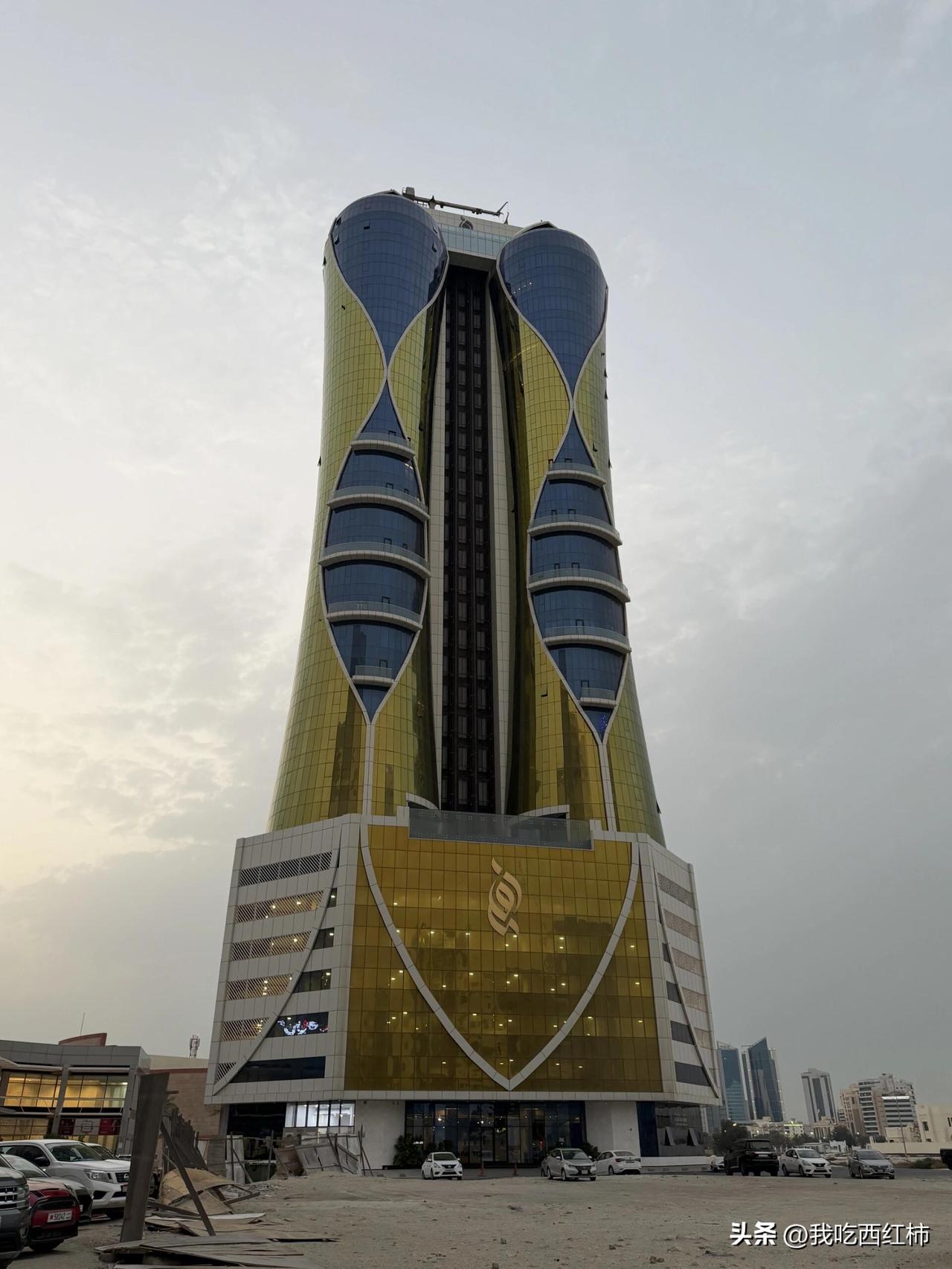 巴林 现在还能回去吗？
现在巴林怎么样啊？这栋楼还在吗？房东还没回信息，想回去拿