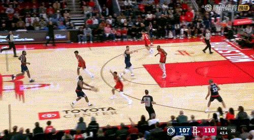 哈登追平三分！但是阿门补篮打成2+1，最后17秒，火箭113-110快船，这比赛