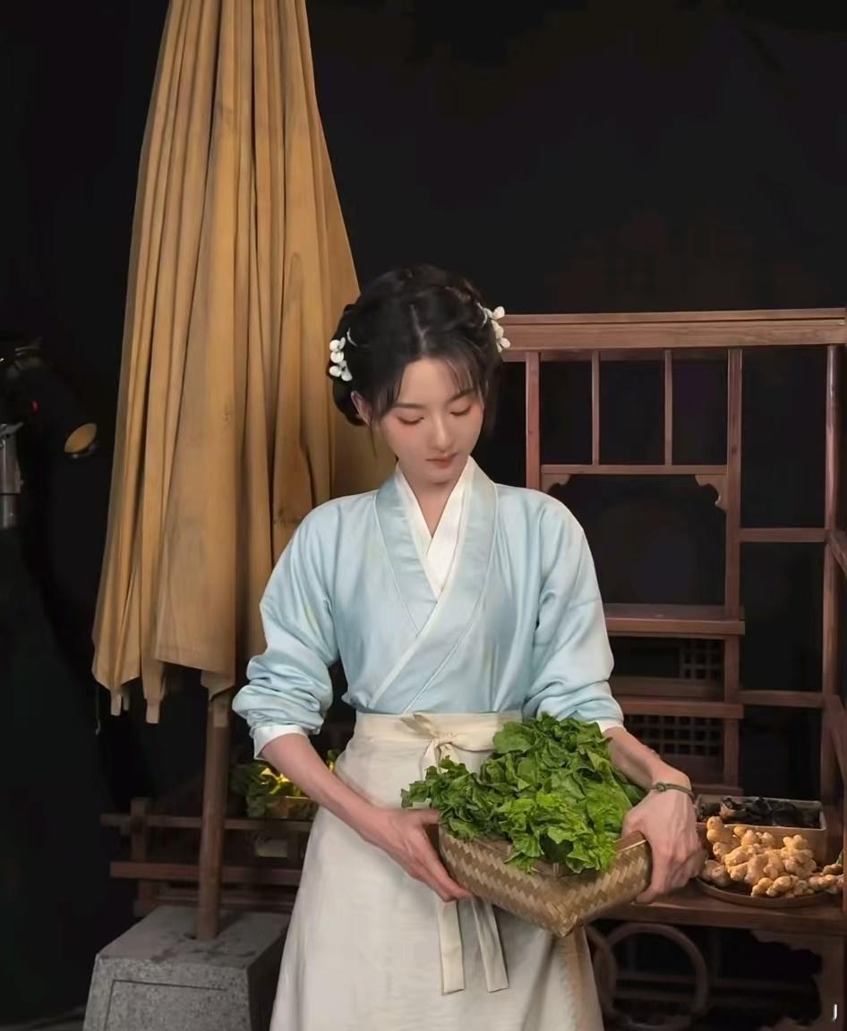 司宫令首发预告司宫令 期待已久的《司宫令》预告终于释出，丁禹兮、宋祖儿同框张力十