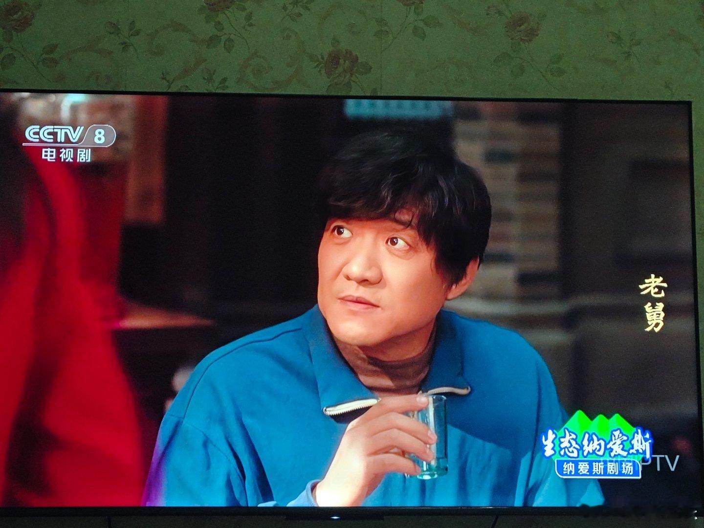 最近又剧荒，剧多，问题不少，症状差不多。编剧用力过猛过犹不及，导演普遍顺叙倒叙插